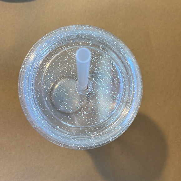 Gnome for the Holidays plastic tumbler with straw - Picture 3 of 5